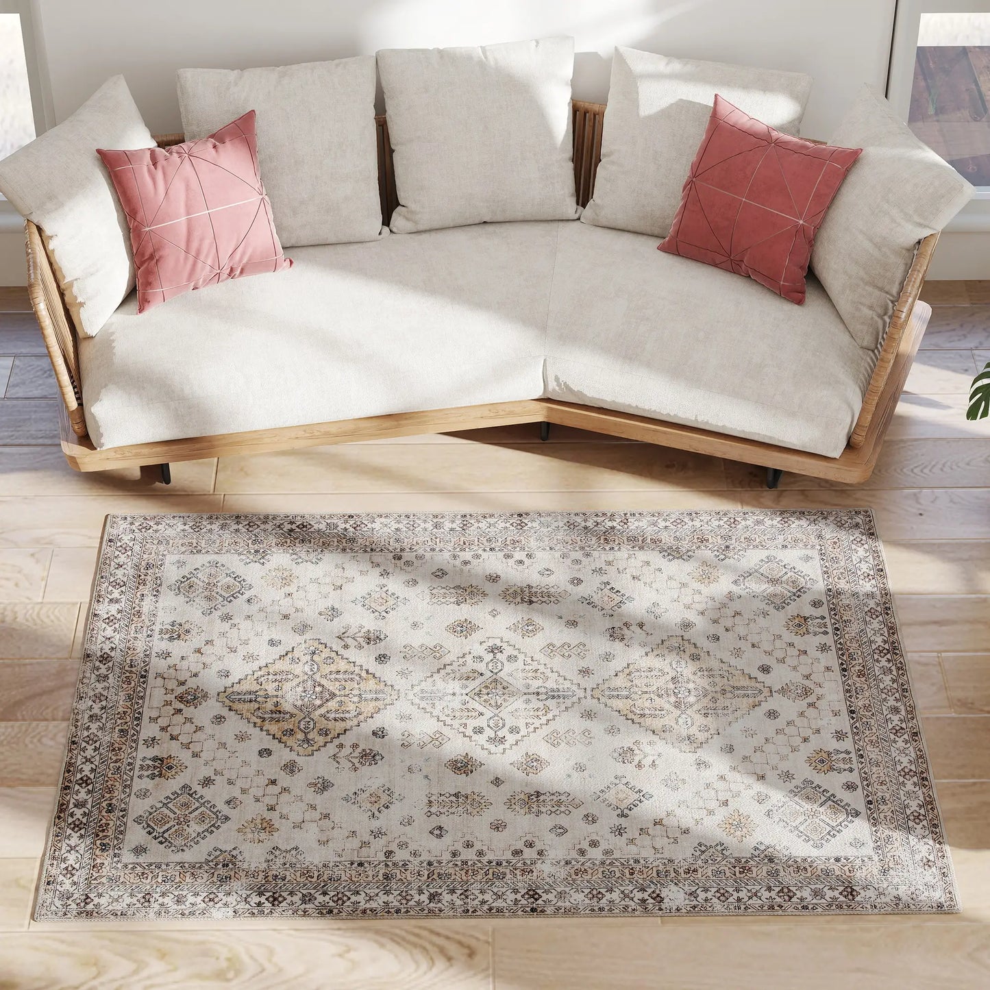 HOMCOM Vintage Area Rug, Non-Slip Washable, Flannel Floor Carpet for Living Room, Bedroom, Home Office, Beige