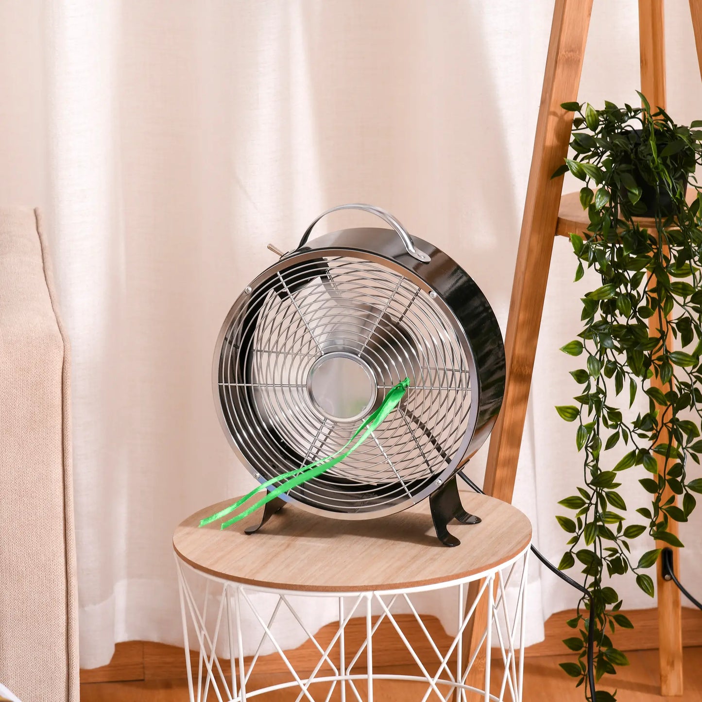 HOMCOM 10" 2-Speed Electric Table Desk Fan w/ Safety Guard Anti-Slip Feet Portable Cooling Fan Home Office Black