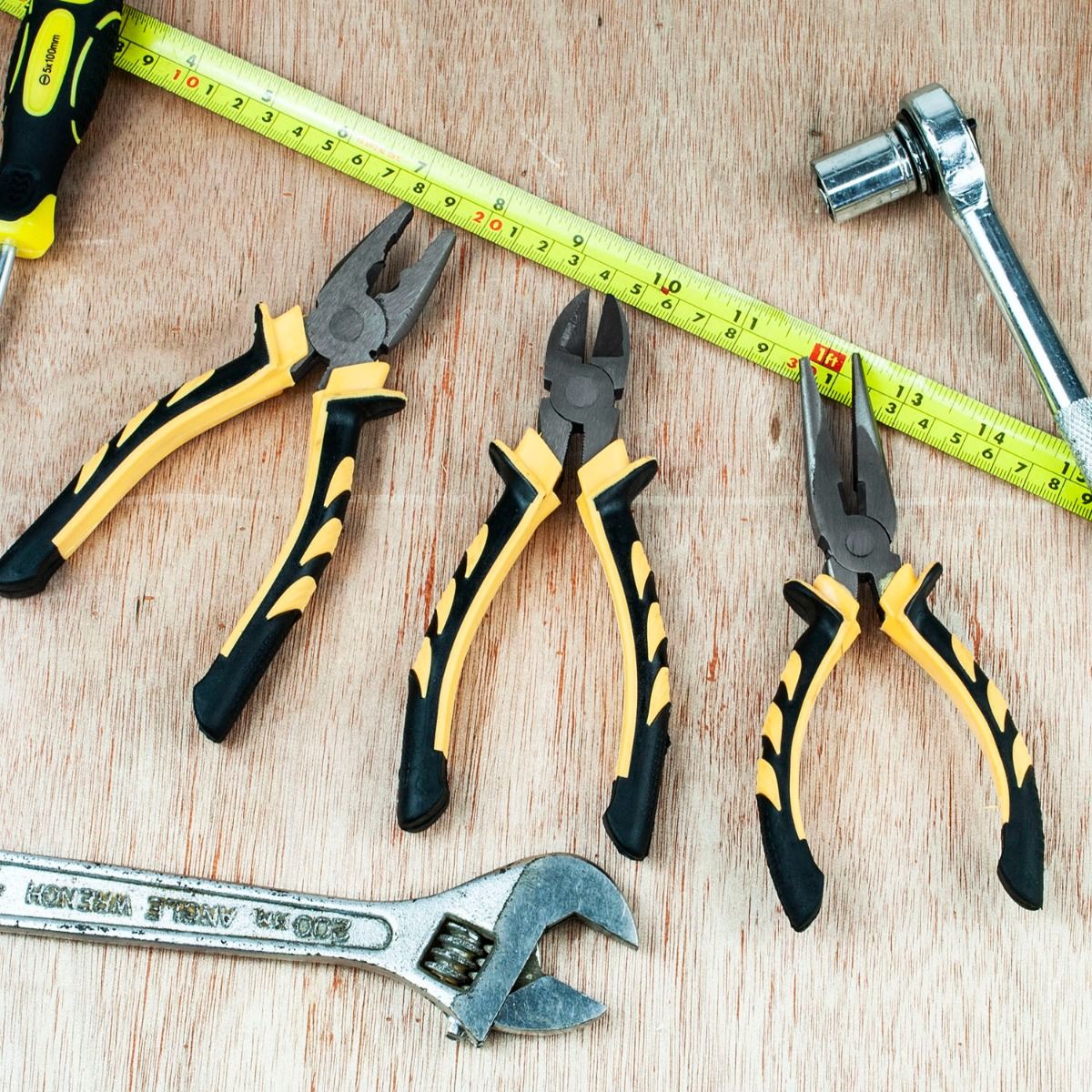 3 Pieces Soft Grip Pliers Set Sturdy Pliers From Tempered Carbon Steel