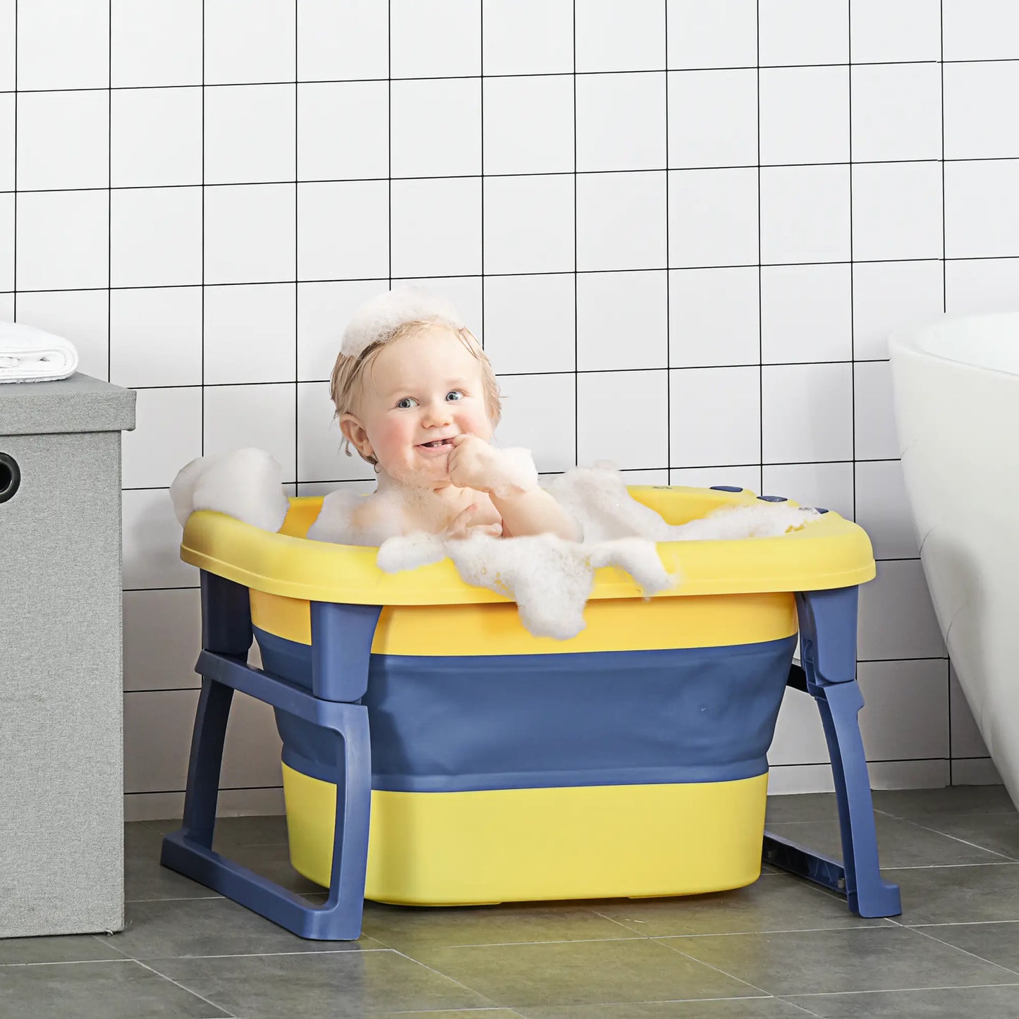 HOMCOM Baby Bathtub for 0-6 Years Collapsible Non-Slip with Stool Seat for Newborns Infants Toddlers Kids - Yellow