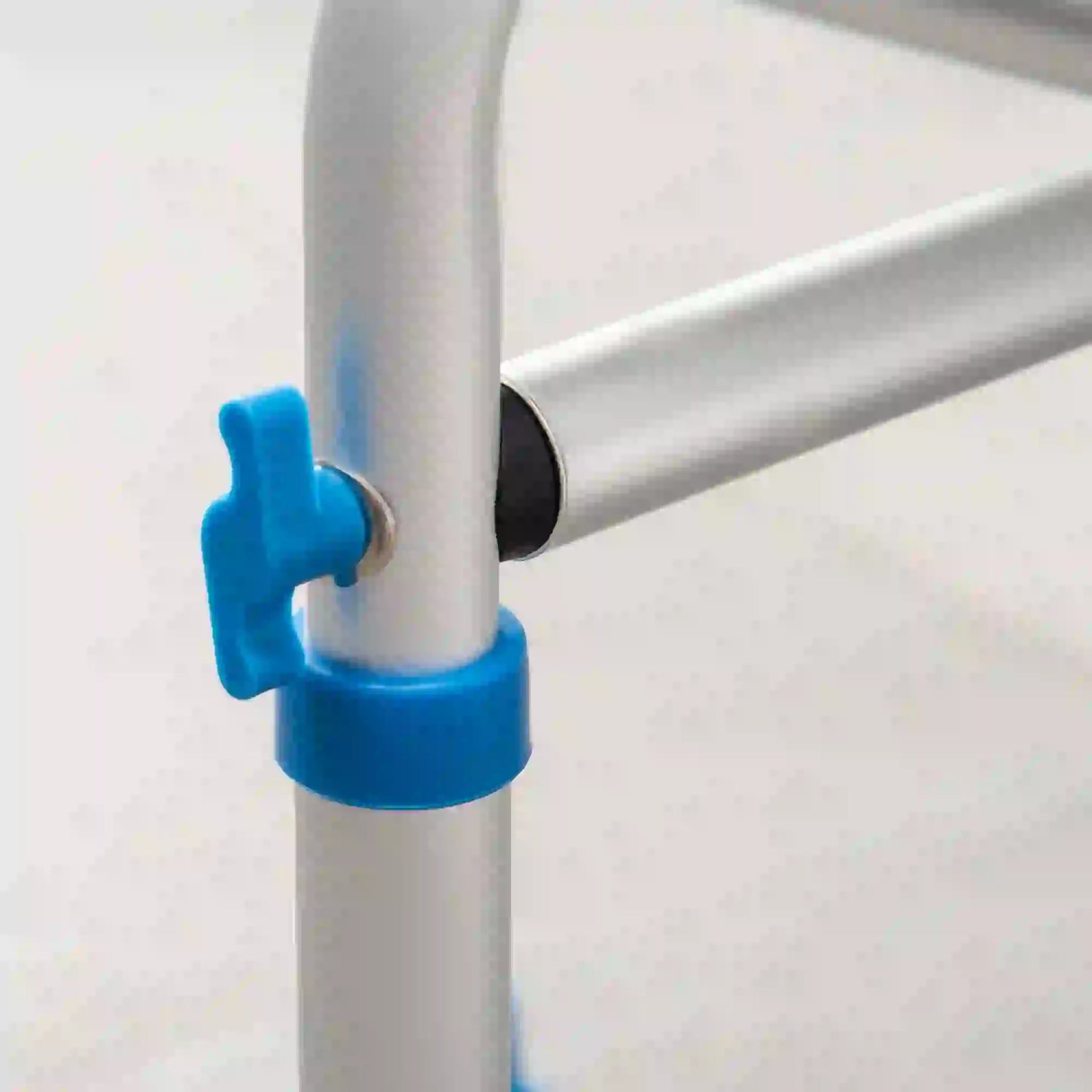 HOMCOM 44-51.5cm Aluminium Frame Shower/Bath Stool Seats - Blue