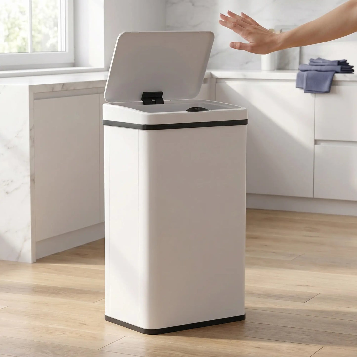 HOMCOM 50L Motion Sensor Kitchen Bin with Soft-Close Lid, Stainless Steel Automatic Touchless Bin, White