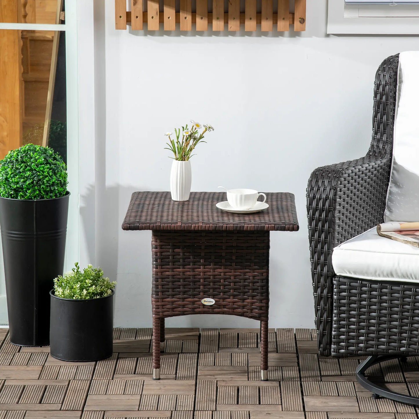 Outsunny Outdoor Rattan Side Table Coffee Table with Full Woven Table Top for Patio, Garden, Mixed Brown