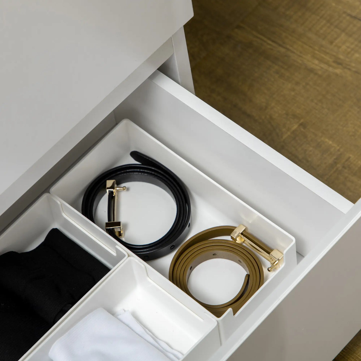 HOMCOM Chest of Three Storage Drawers with Anti-Tipping Straps - White