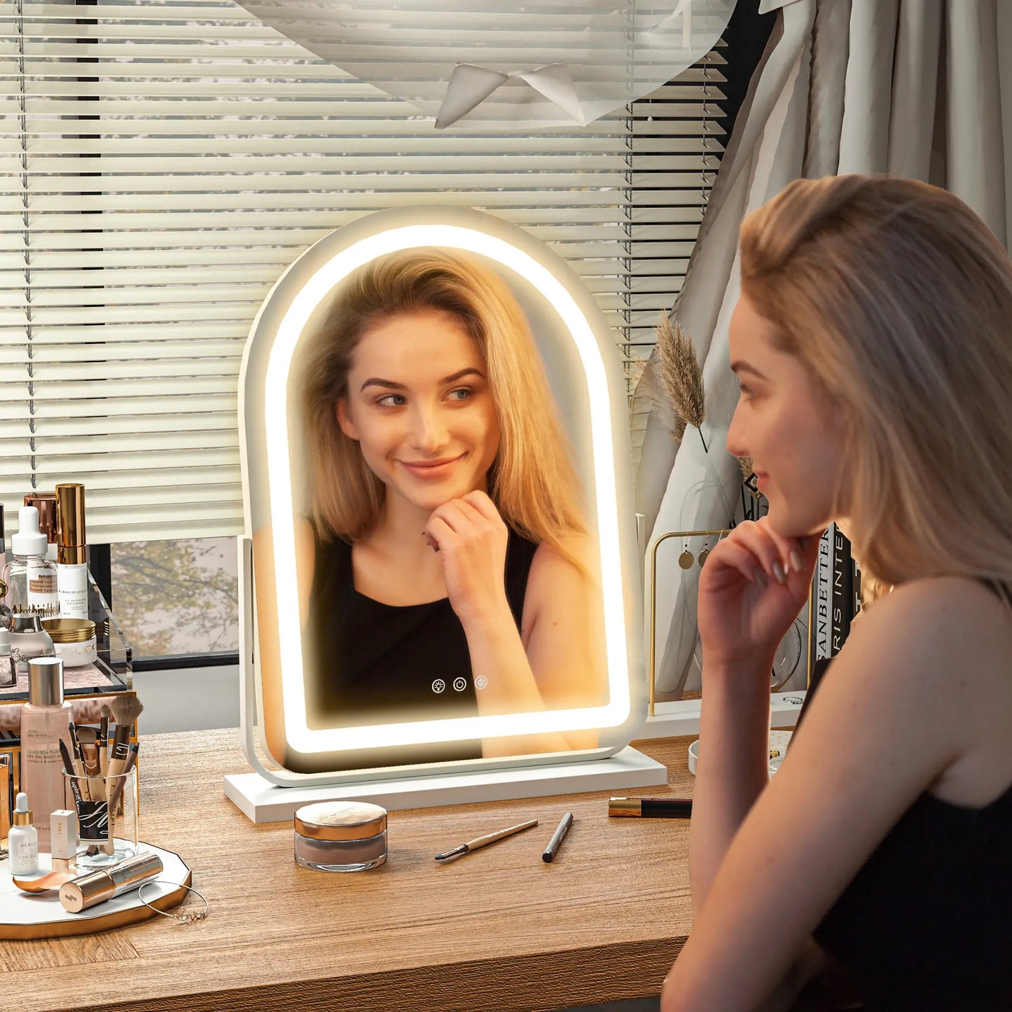 HOMCOM 43 x 59cm LED Vanity Mirror with Adjustable Colour - White