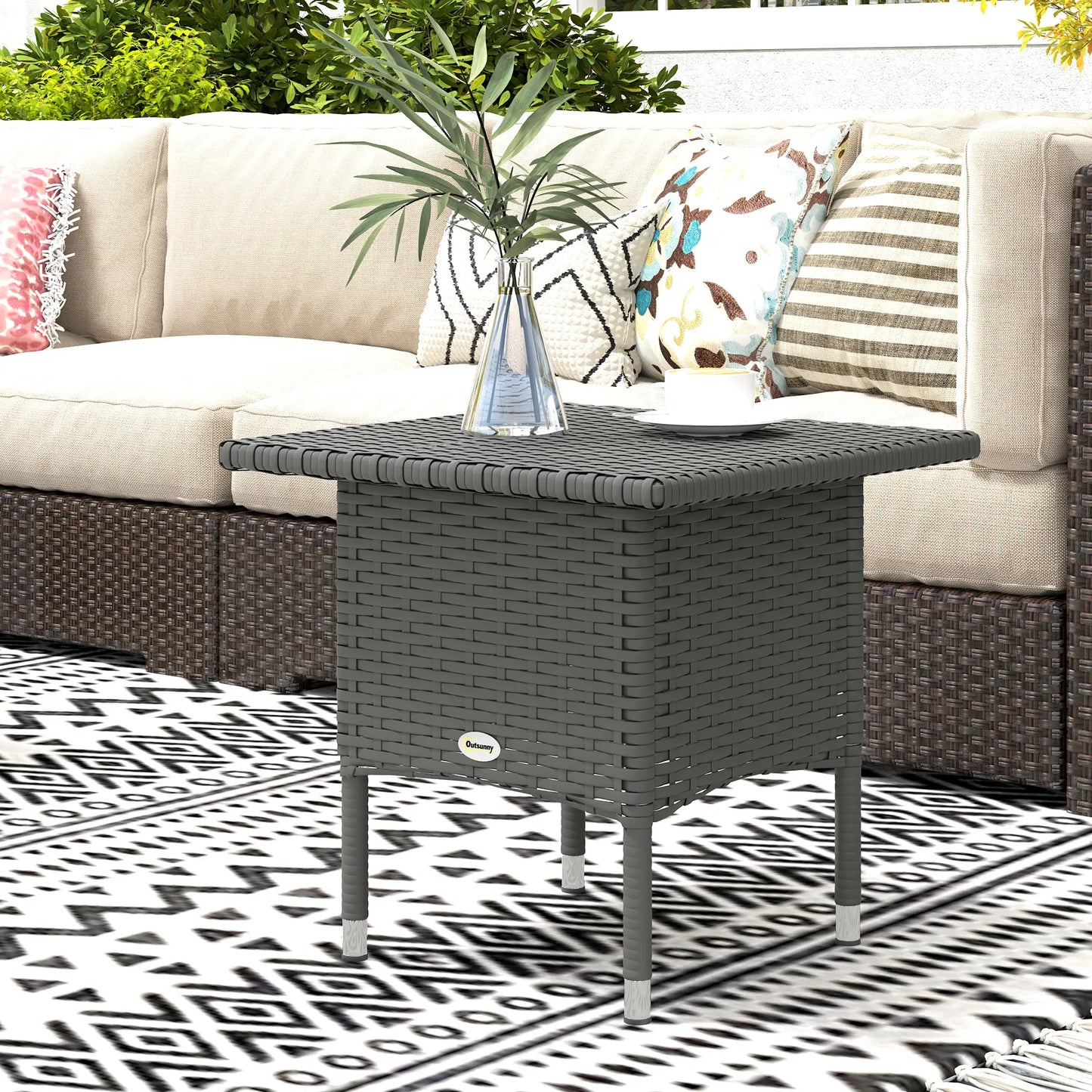 Outsunny Outdoor Coffee Rattan Side Table with Plastic Board Under the Full Woven Table Top for Patio, Garden, Grey
