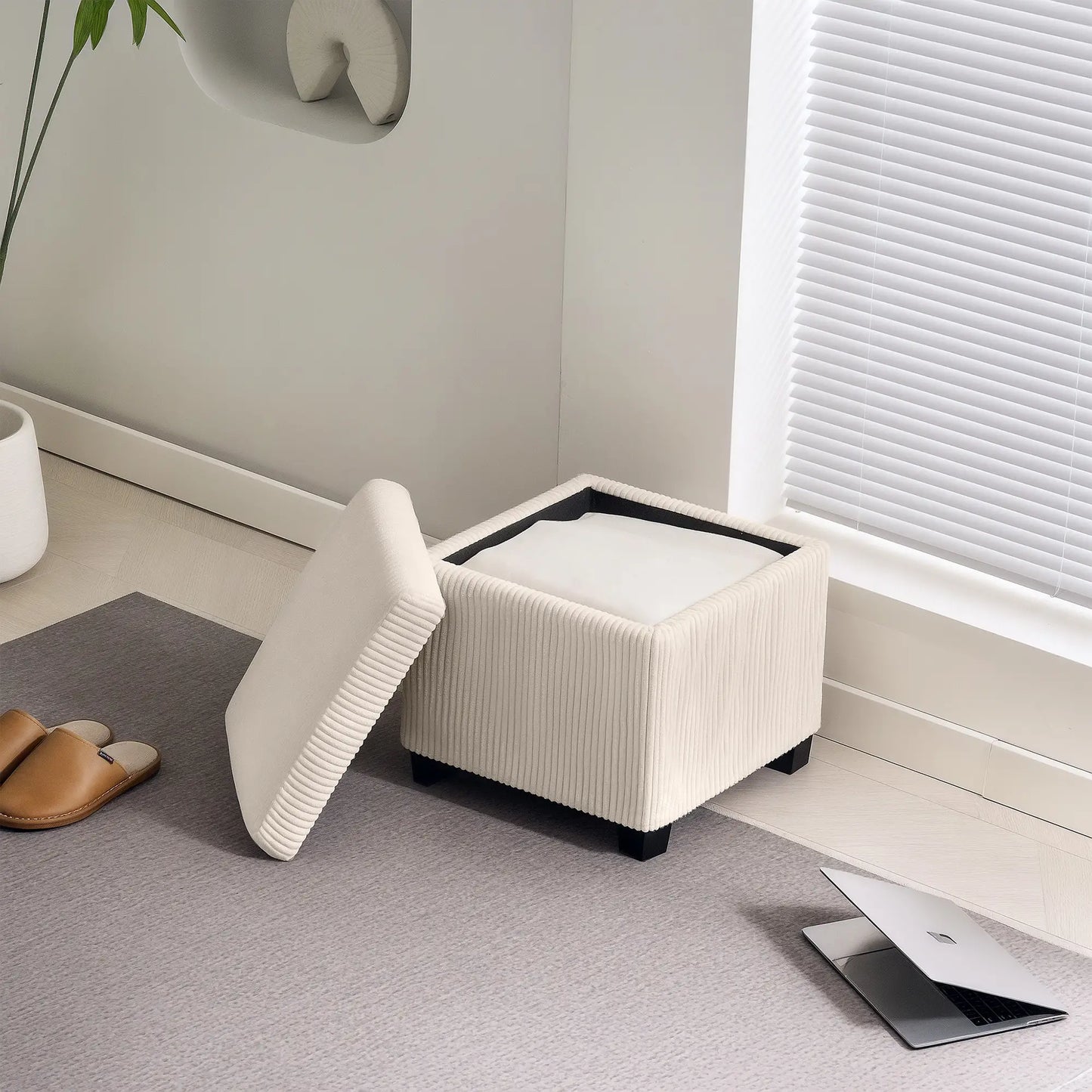 HOMCOM Storage Ottoman Bed End Bench, Corduroy Storage Chest Box with Wooden Legs, Beige