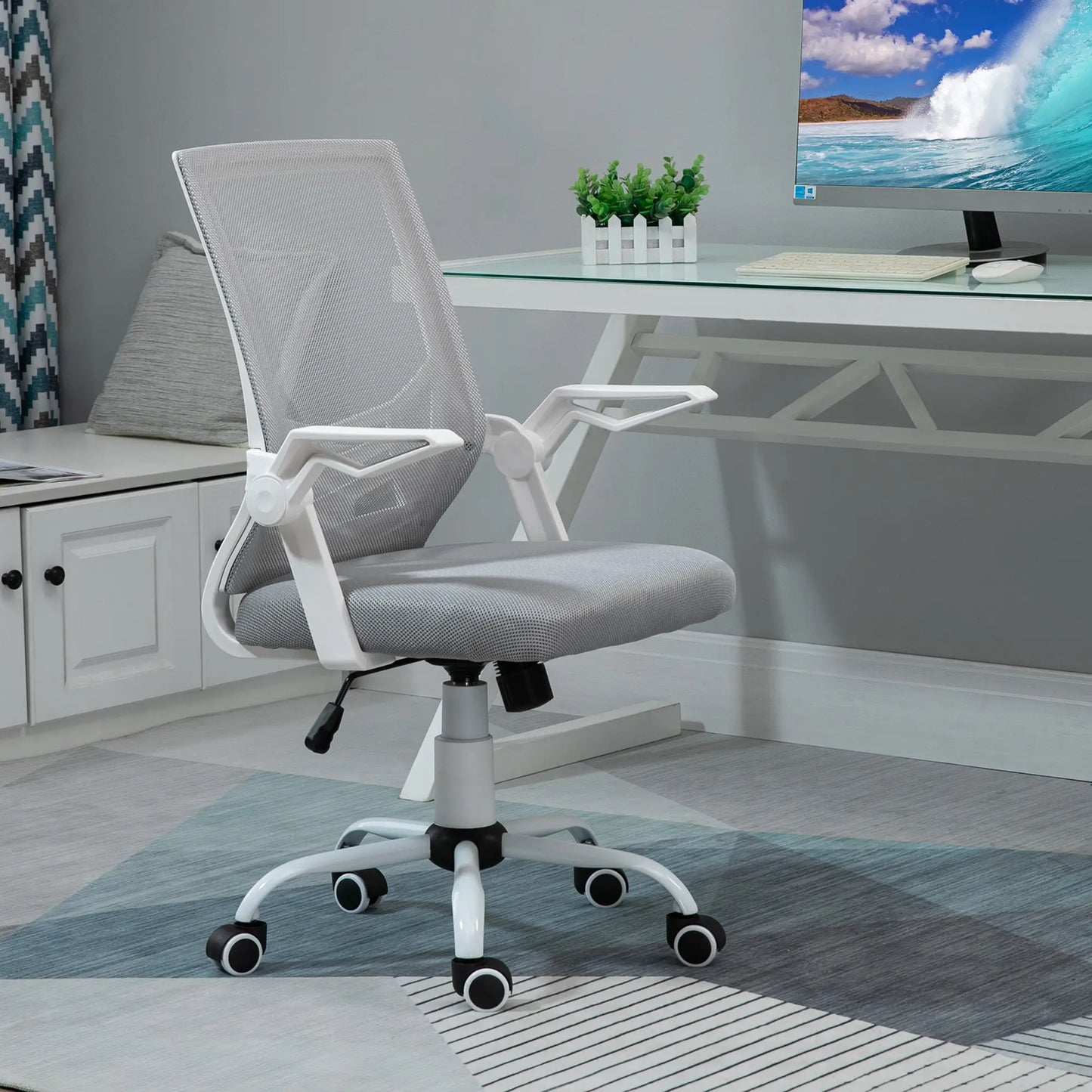 Vinsetto Mesh Office Chair with Flip-up Armrest, Swivel Computer Chair with Adjustable Height, Tilt Function for Home/Office, Grey