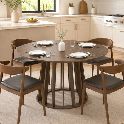 HOMCOM Round Dining Table for 4-6 People Modern Kitchen Table with Slatted Base, Light Walnut